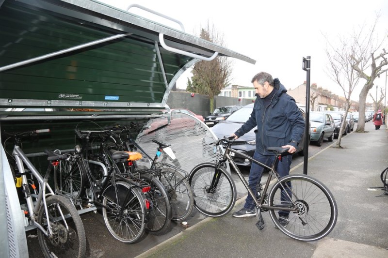 LRSC TfL cycle parking