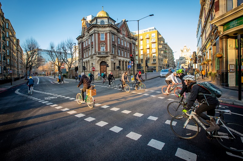 Cyclists travelling along Cycleway 4